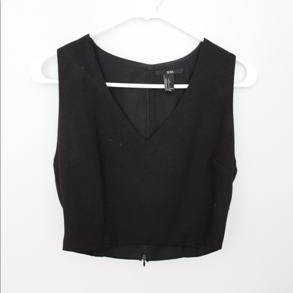 Zip-up fitted crop top💕 - Picture 1 of 4